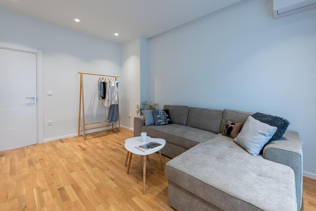 Modern & Stylish Sea Apartment With Parking Burgas Luaran gambar